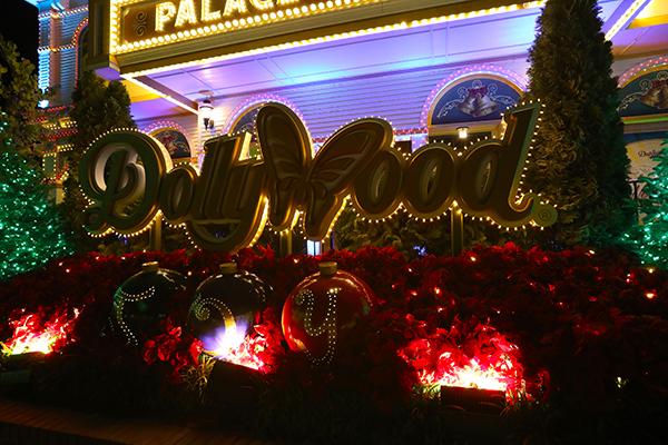 Dollywood for the Holidays